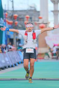 BIB: 5402
                            <button type="button" onclick="openModal(21766338)" class="btn btn-primary btn-sm float-right btn-popup" data-toggle="modal" data-target=".modal-high-quality">
                        <i class="fas fa-shopping-cart"></i> Add to Cart
                    </button>
                                            <button type="button" onclick="isThisMe(21766338, true)" class="btn btn-success btn-sm float-right btn-popup btn-isme hidden" data-toggle="tooltip" data-placement="bottom" title="นี่คือรูปของคุณใช่ไหม คลิกที่นี่เพื่อเอาเข้าอัลบั้ม">
                        <i class="fas fa-plus"></i> Add to album
                    </button>
                    <button type="button" onclick="isThisMe(21766338, false)" class="btn btn-warning btn-sm float-right btn-popup btn-isnotme hidden">
                        <i class="fas fa-ban"></i> Remove from album
                    </button>